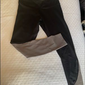 Black and grey leggings